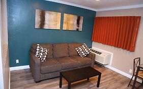 Anaheim Executive Inn & Suites